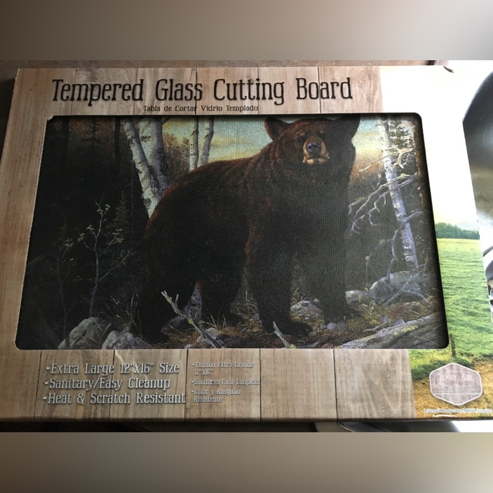 New never been opened bear cutting board size 12x16